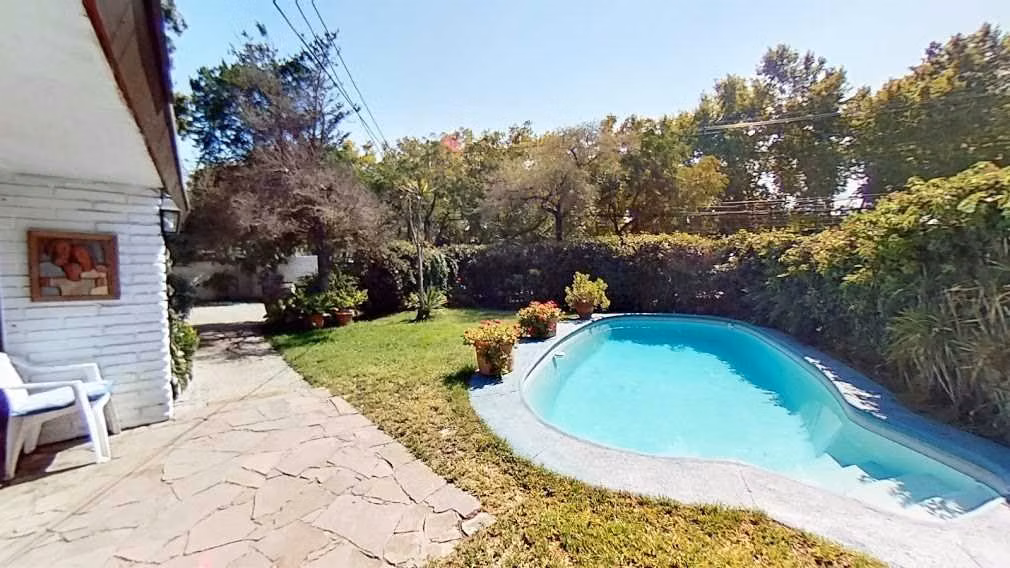 Dueño Vende Excelente Ubicación. 6D, 4B. Jardín formado foto 4